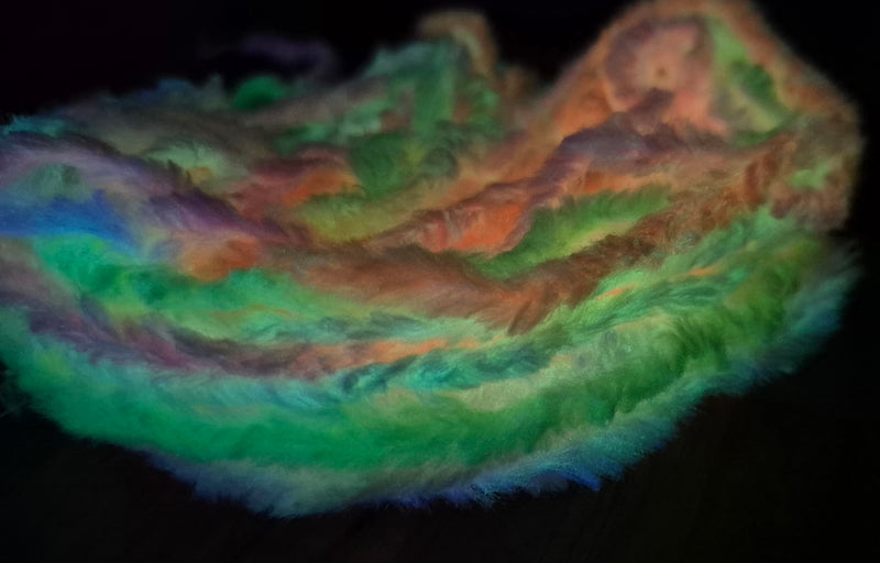 Celtic Blob Company - Glowing Egg-It